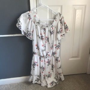 PRICE DROP:Off the shoulder floral romper